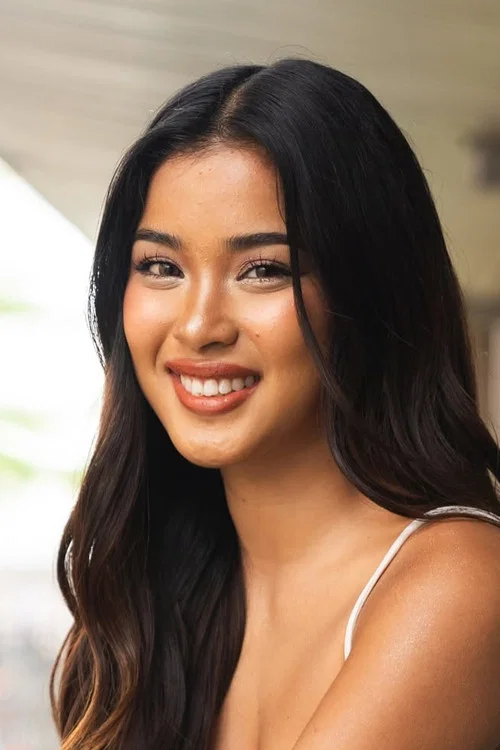 Photo of Shuvee Etrata