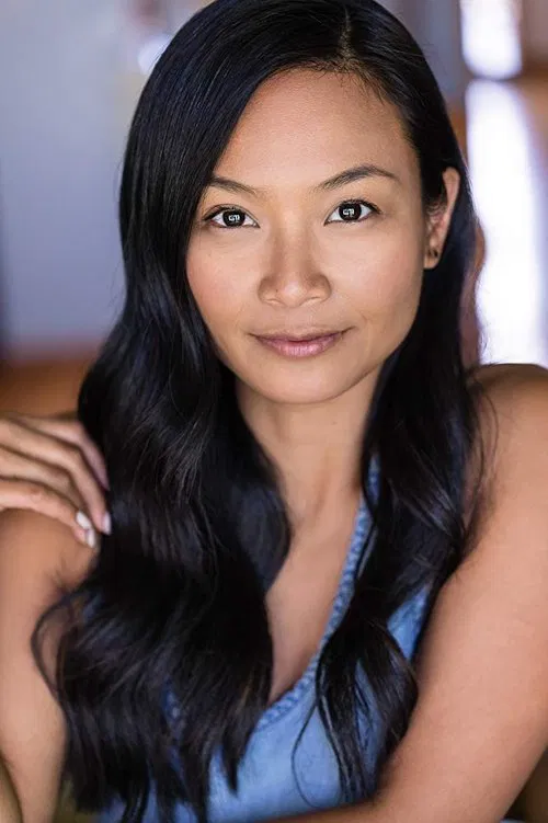 Photo of Stephanie Sy