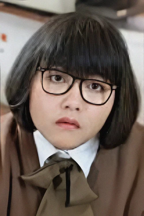 Photo of Elaine Law Suet-Ling