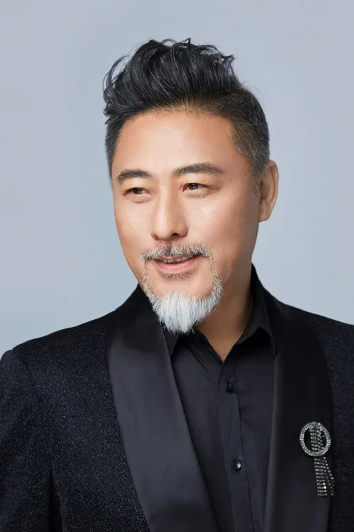 Photo of Lu Yong