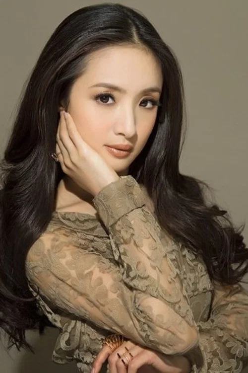 Photo of Ariel Lin