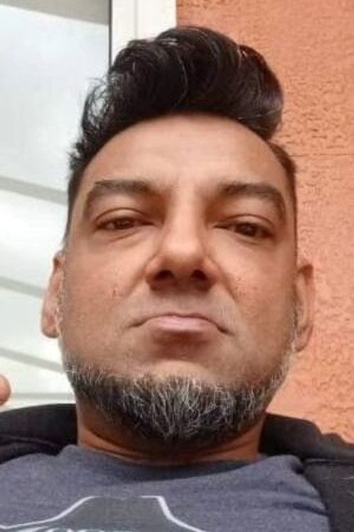 Photo of Dinesh Alvis