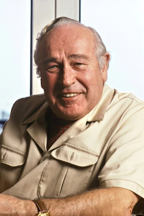 Photo of Robert Ludlum