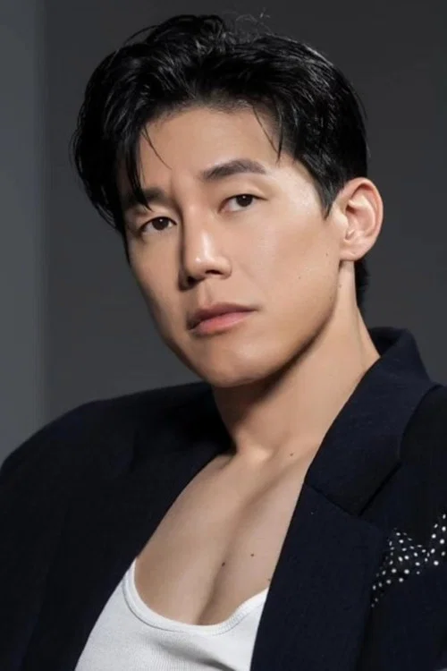 Photo of Kim Moo-yul