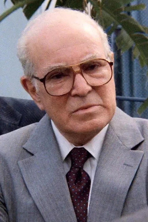 Photo of Stephen Elliott