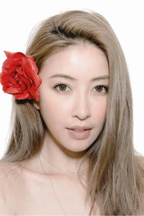 Photo of Sharon Hsu