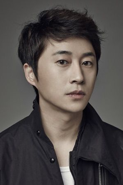 Photo of Lee Kyu-bok