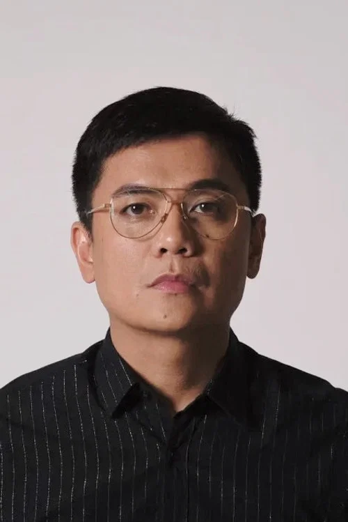 Photo of Jun Robles Lana