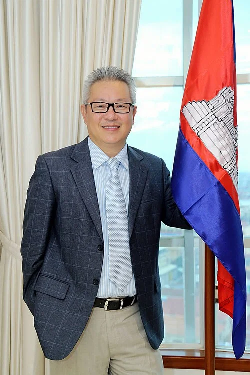 Photo of Mengly J. Quach