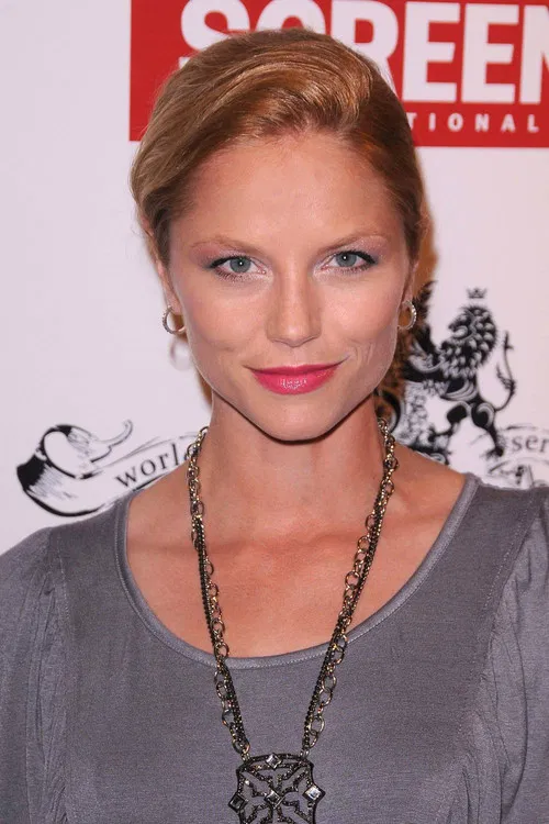 Photo of Ellen Hollman