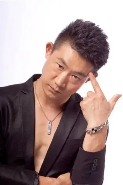 Photo of Yan Yanlong
