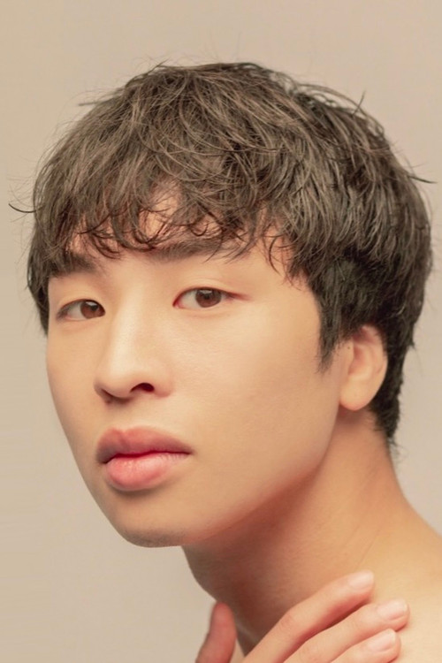 Photo of Yoon Jung-hoon