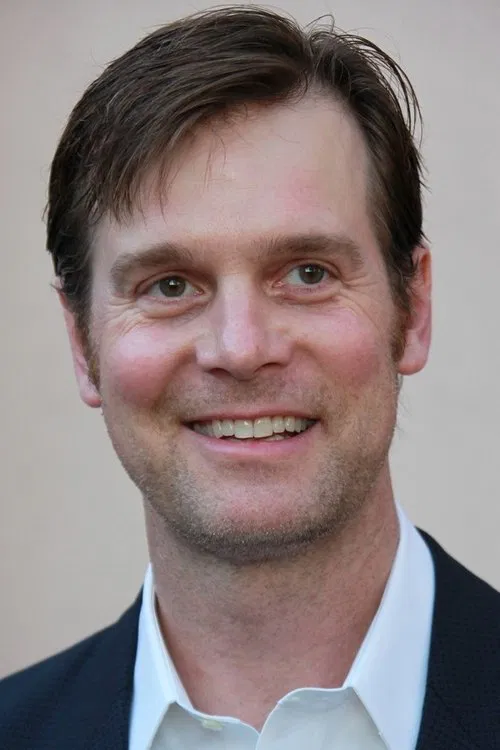 Photo of Peter Krause