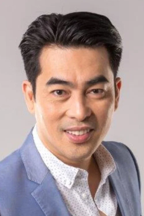 Photo of Jay Manalo