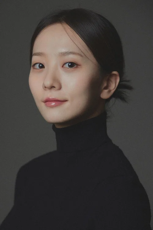 Photo of Ahn Soo-eun