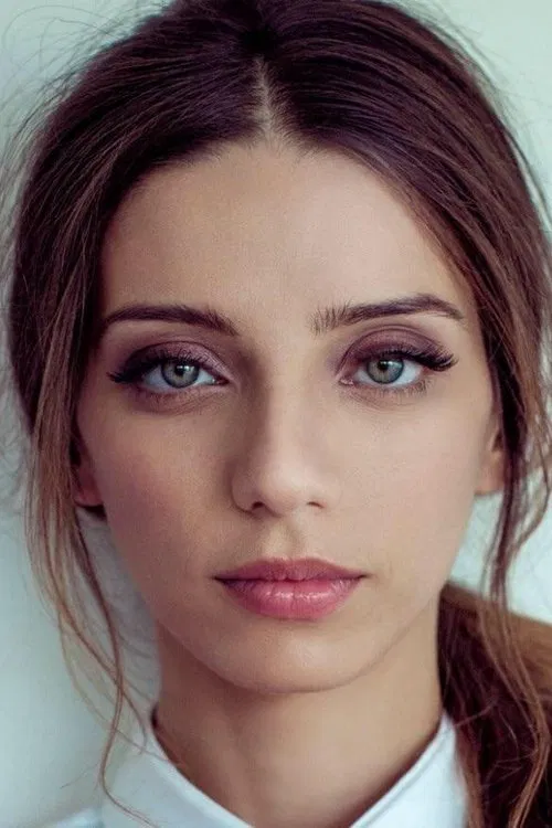 Photo of Angela Sarafyan