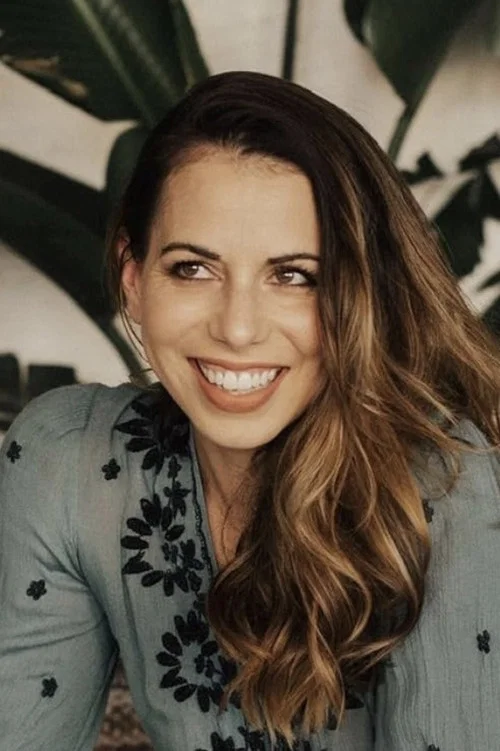 Photo of Laura Bailey