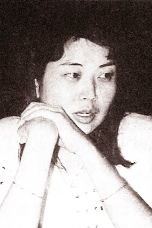 Photo of Teresa Woo San