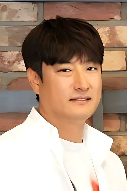 Photo of Yoon Jong-ho