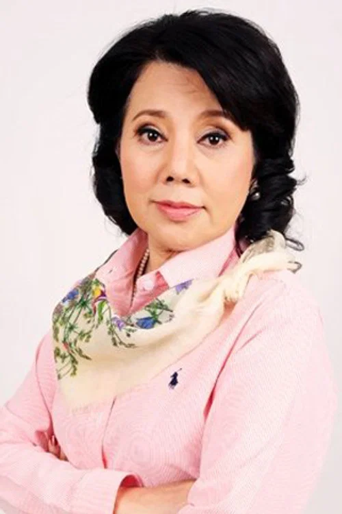 Photo of Duangjai Hathaikarn