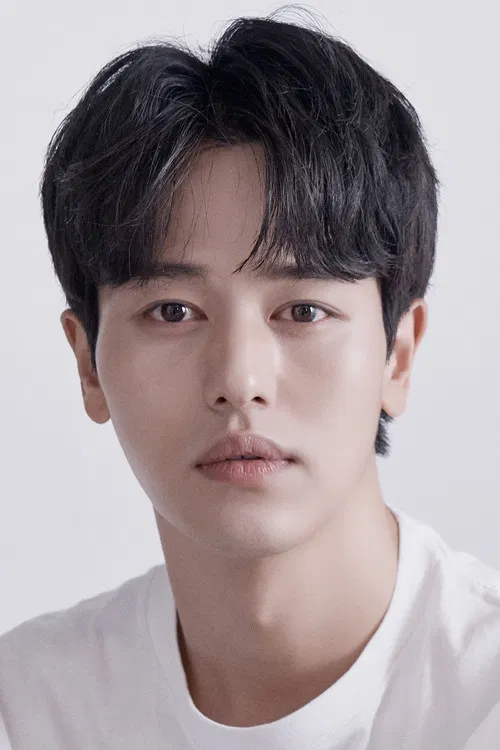 Photo of Lee Jung-hyoung