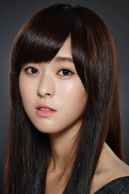 Photo of Ally Chiu