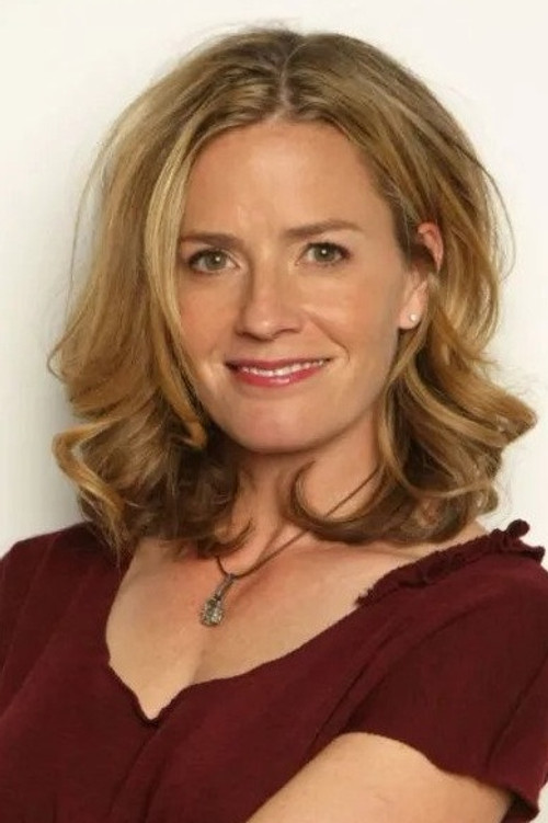 Photo of Elisabeth Shue