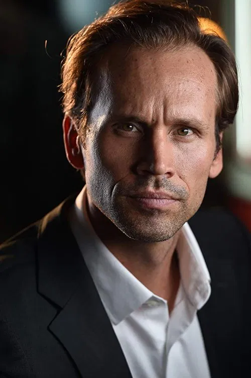 Photo of Tobias Jelinek