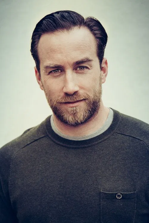 Photo of Justin Benson