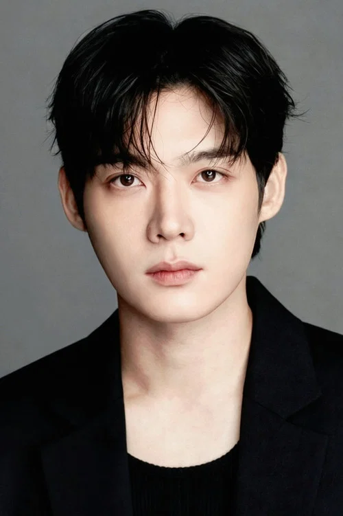 Photo of Yoon Do-gun