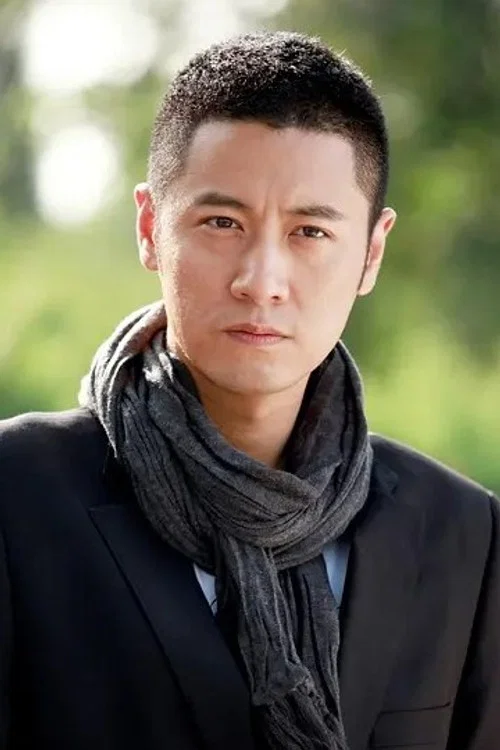 Photo of Ren Zhong