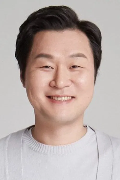 Photo of Yoon Kyung-ho
