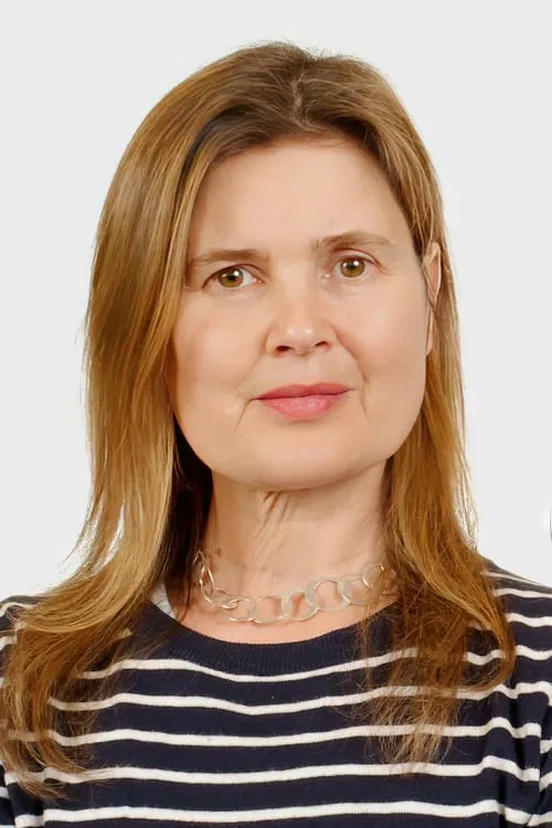 Photo of Sophie Aldred