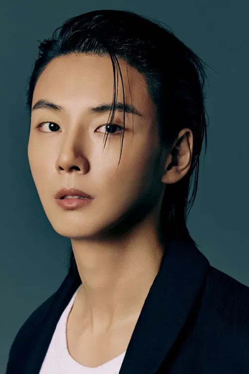 Photo of Yoon Shi-yoon