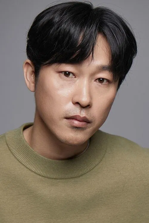 Photo of Kim Joong-hee