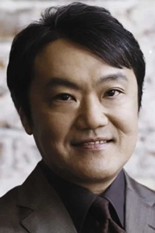 Photo of Akira Senju