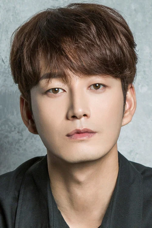 Photo of Lee Hyun-wook
