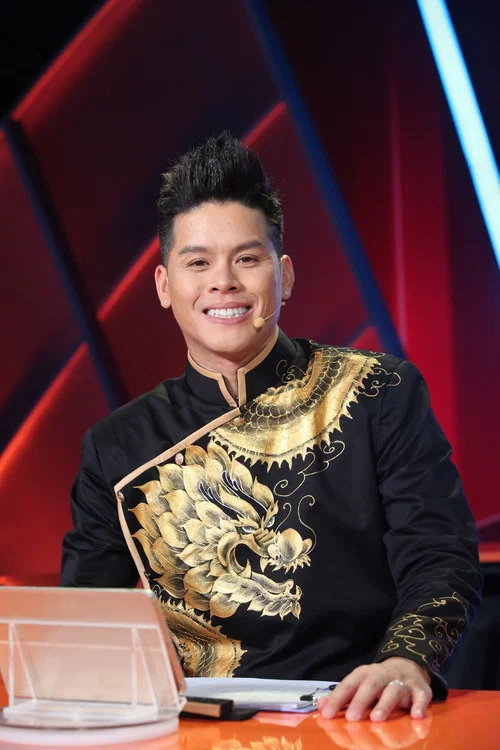 Photo of John Huy Trần