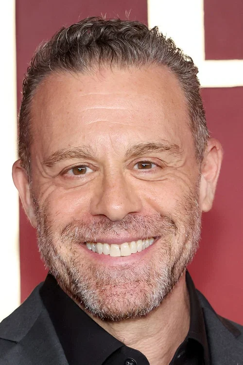 Photo of Matthew Rauch