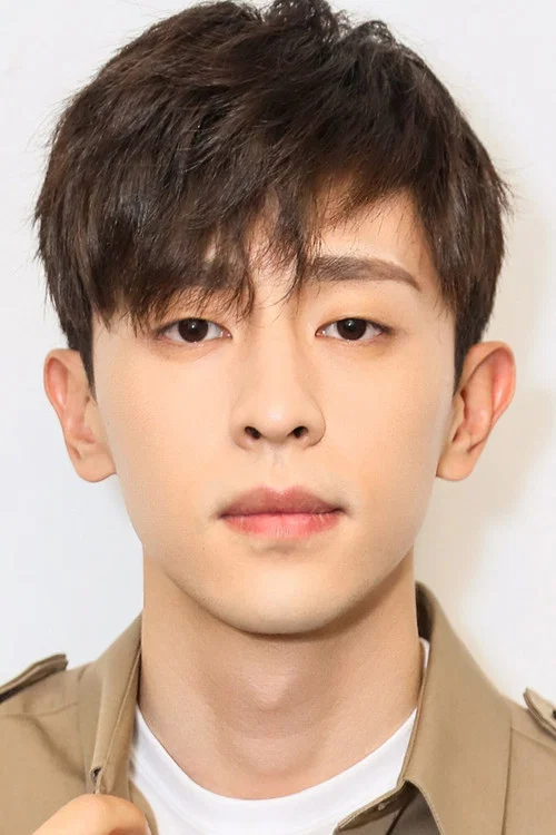 Photo of Deng Lun