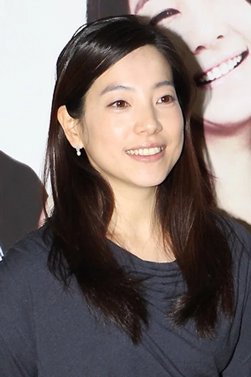 Photo of Jeon Su-ah