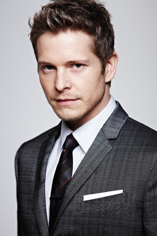 Photo of Matt Czuchry