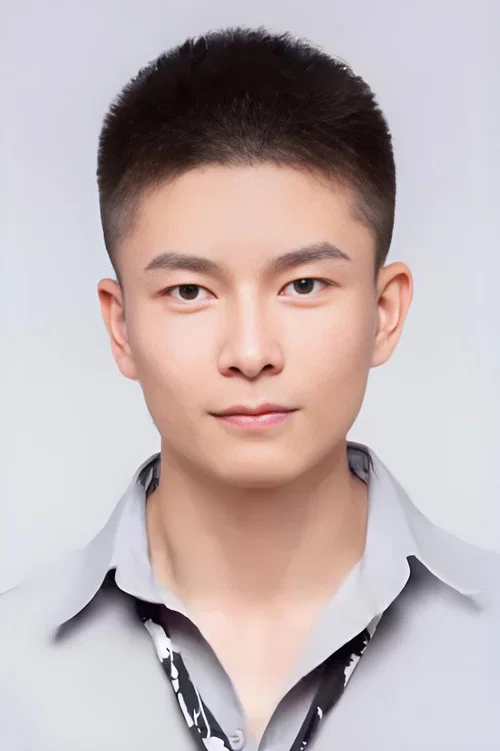 Photo of Ling Jun