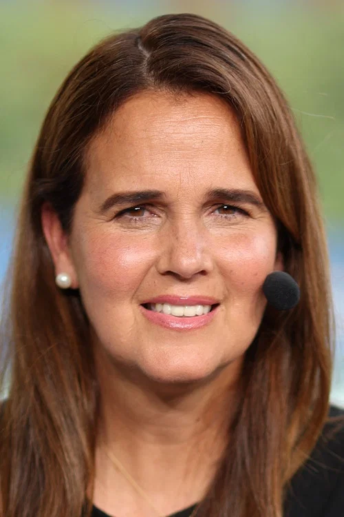 Photo of Mary Joe Fernández