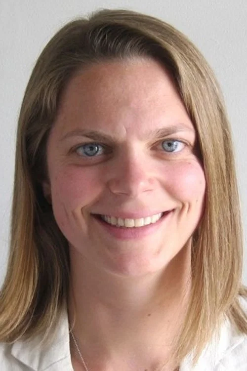 Photo of Tonia Davis
