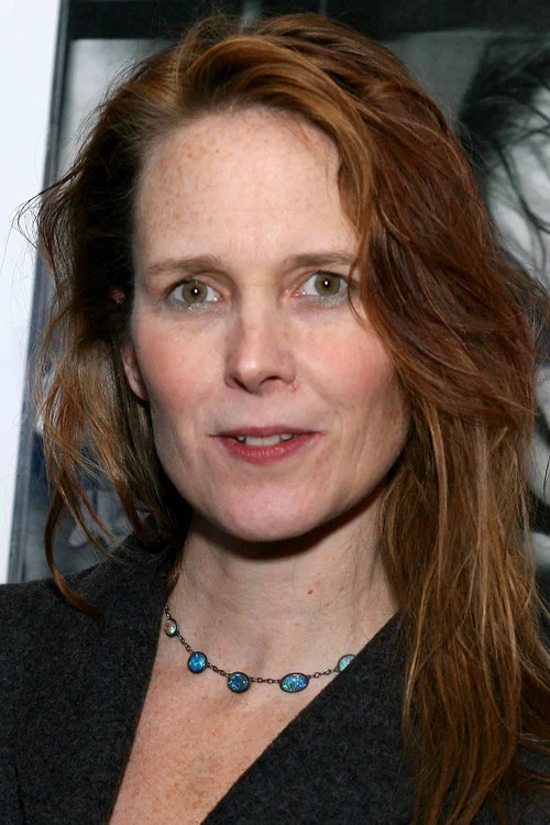 Photo of Erin Cressida Wilson