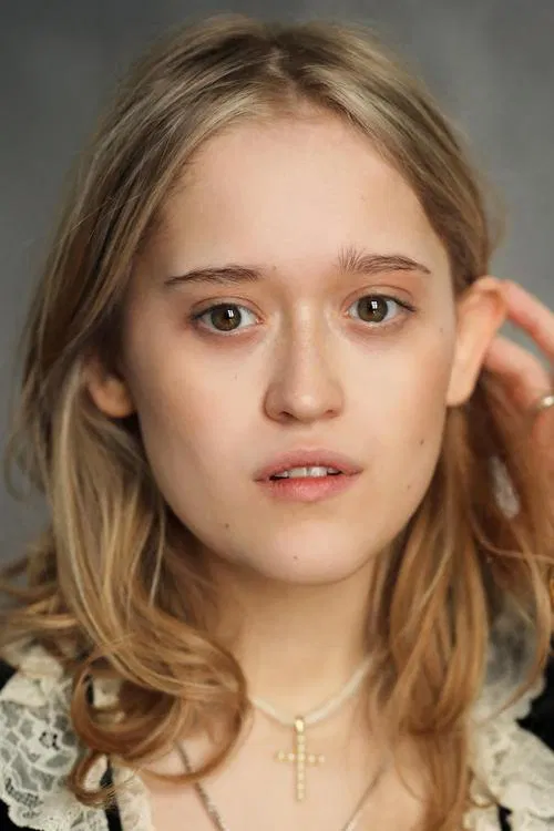 Photo of Freya Hannan-Mills