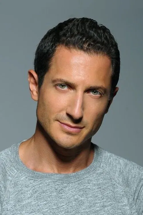 Photo of Sasha Roiz