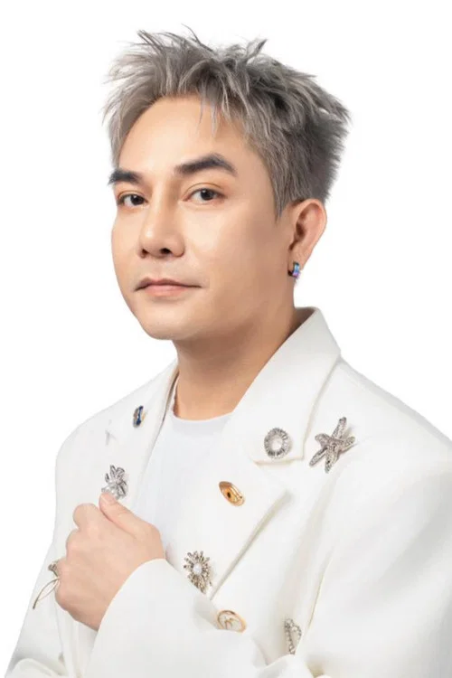 Photo of Phạm Khánh Hưng