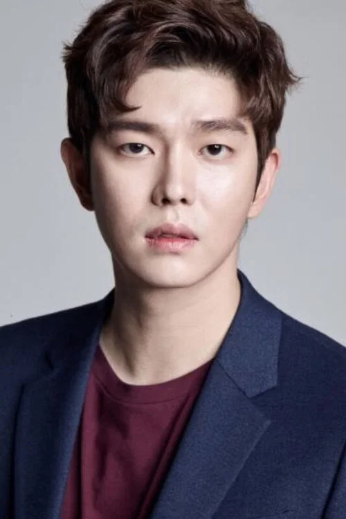 Photo of Yoon Kyun-sang